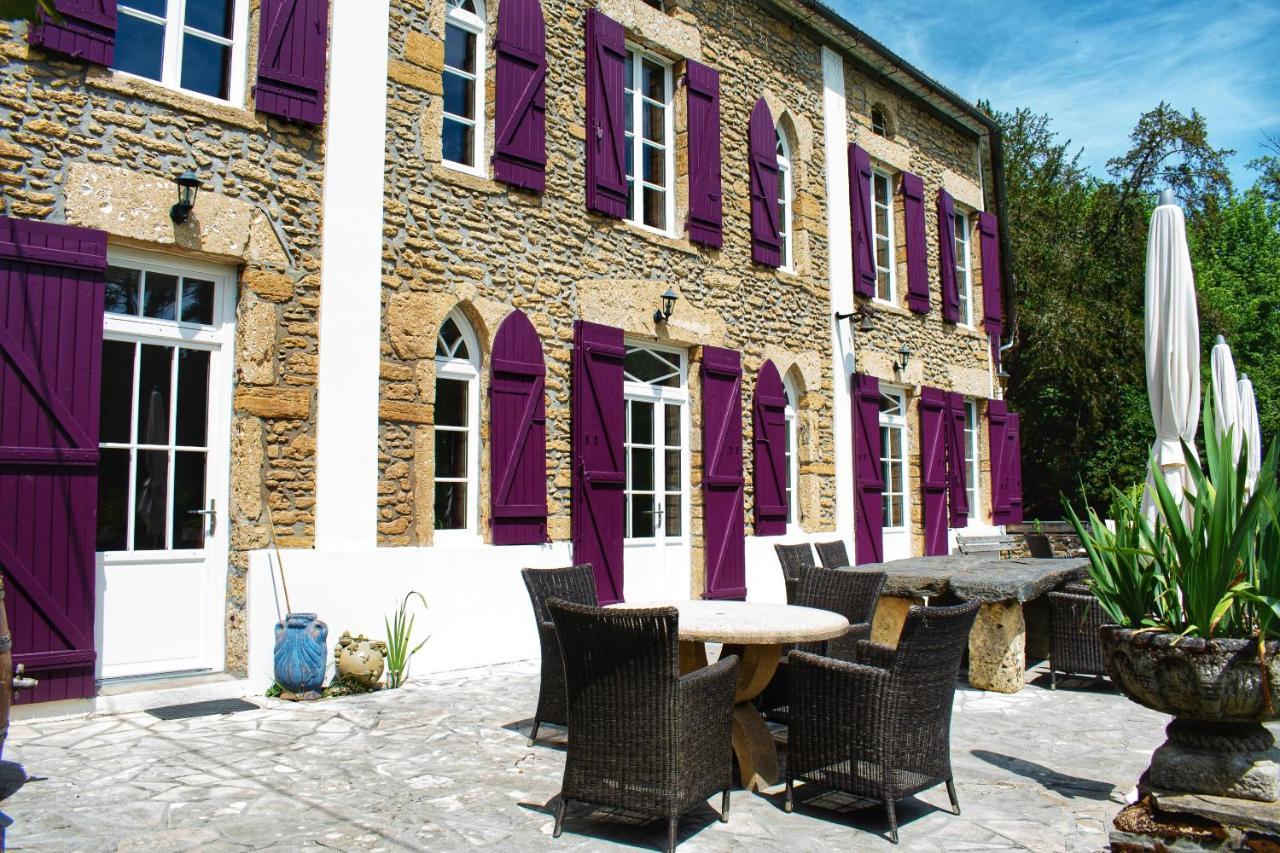 Couette-café Les Volets Violets *